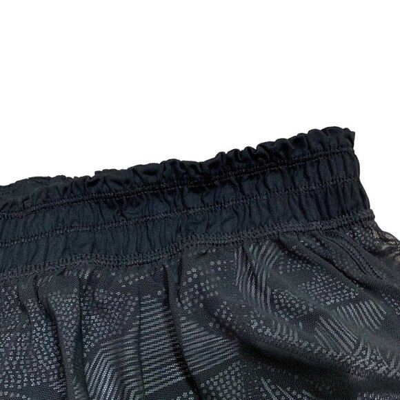 Lululemon Women's Size 6 City Sky Run By Short 2.5" Mesh Layer Dottie Tribe - Picture 4 of 8